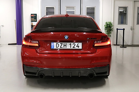 BMW M235i 11 of 30