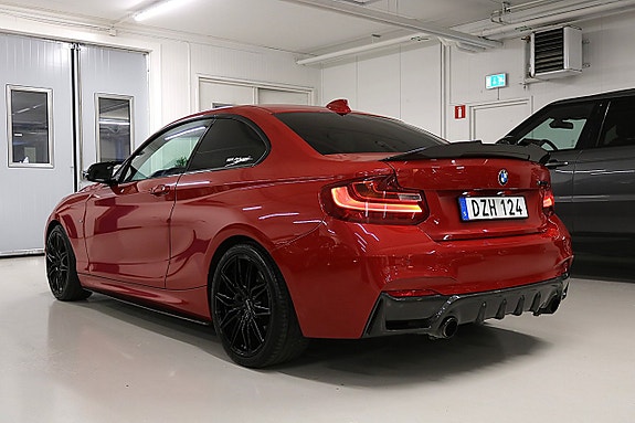 BMW M235i 12 of 30