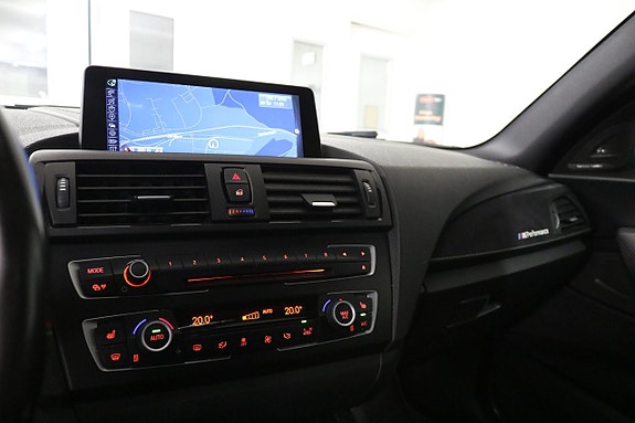 BMW M235i 26 of 30