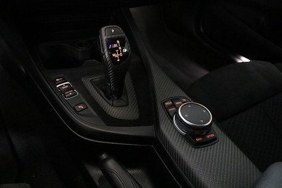 BMW M235i 27 of 30