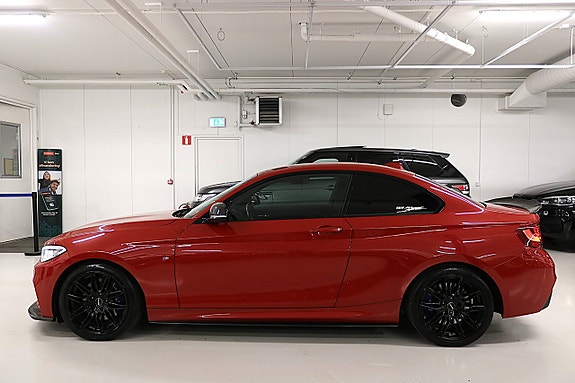 BMW M235i 15 of 30