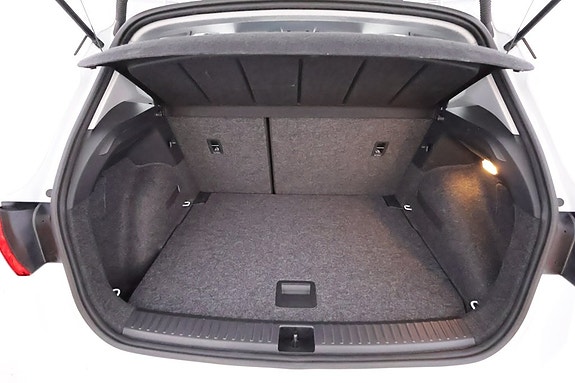 Seat Arona 10 of 22