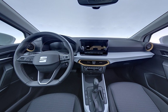 Seat Arona 7 of 22
