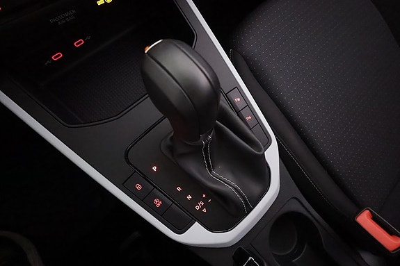 Seat Arona 20 of 22