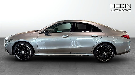 Mercedes-Benz CLA250 e 6 of 8