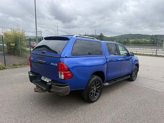 Toyota HiLux 5 of 7