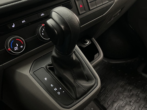 Volkswagen Transporter 30 of 30