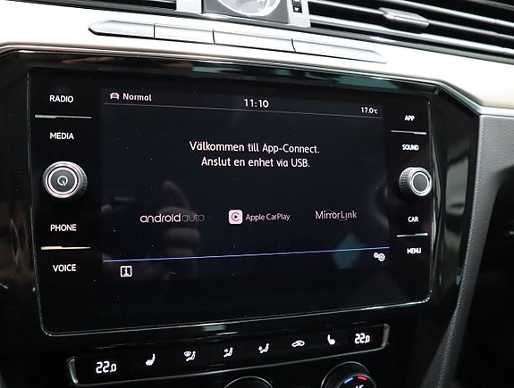 Volkswagen Passat Alltrack 14 of 23