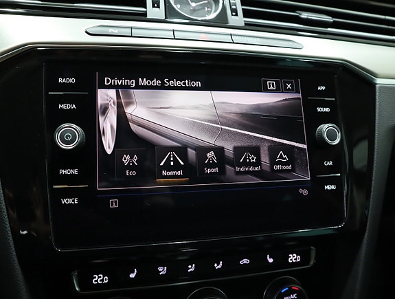 Volkswagen Passat Alltrack 15 of 23