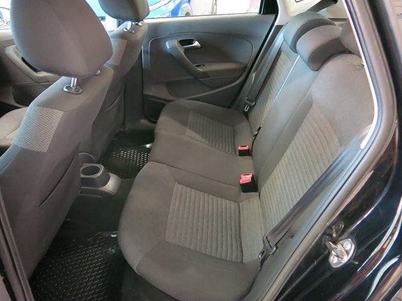 Volkswagen Polo 16 of 18