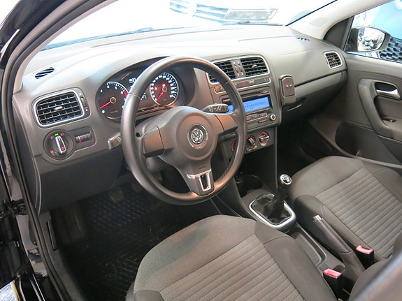 Volkswagen Polo 8 of 18