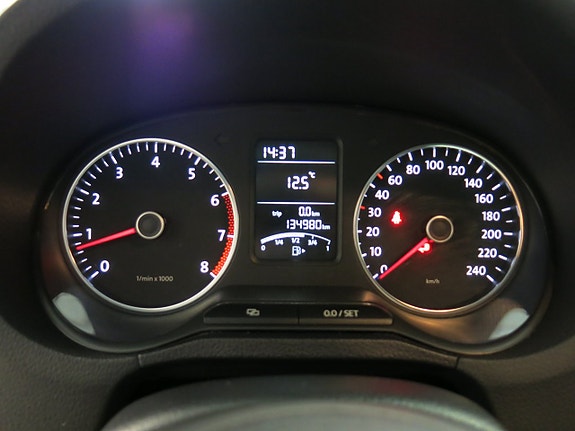 Volkswagen Polo 11 of 18