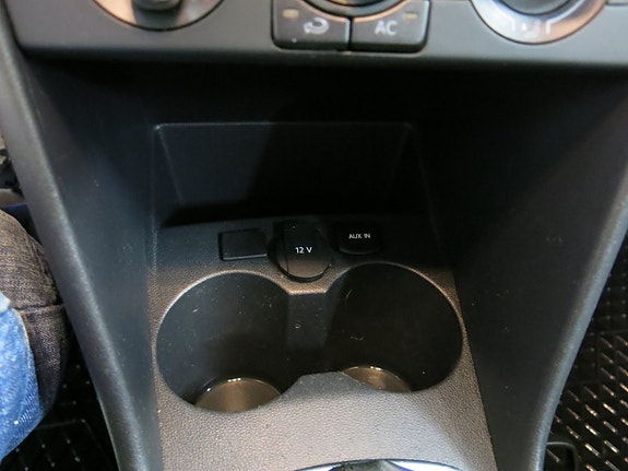 Volkswagen Polo 14 of 18