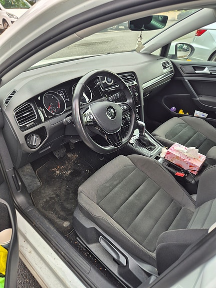 Volkswagen Golf VII 6 of 7