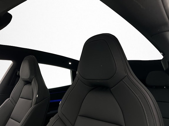 Polestar 4 11 of 30