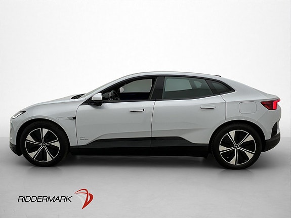 Polestar 4 8 of 30