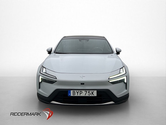 Polestar 4 2 of 30