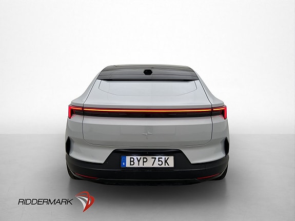 Polestar 4 6 of 30