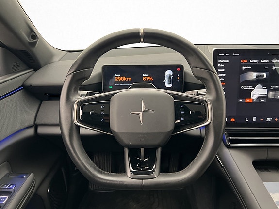 Polestar 4 12 of 30