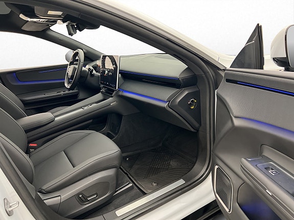 Polestar 4 25 of 30