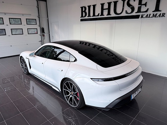 Porsche Taycan 4S 5 of 26