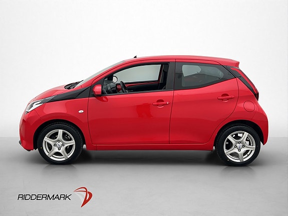 Toyota Aygo 4 of 30