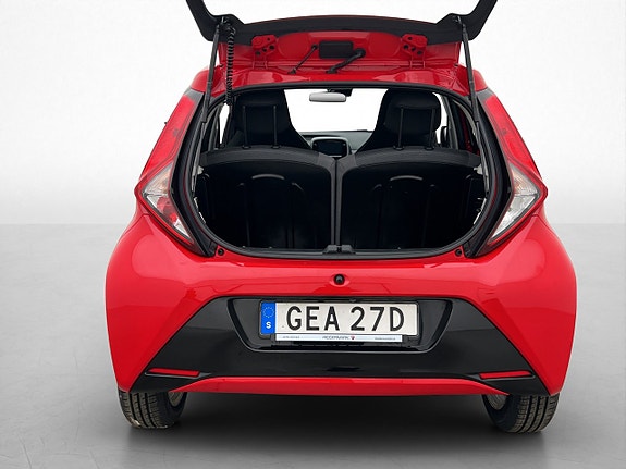 Toyota Aygo 28 of 30