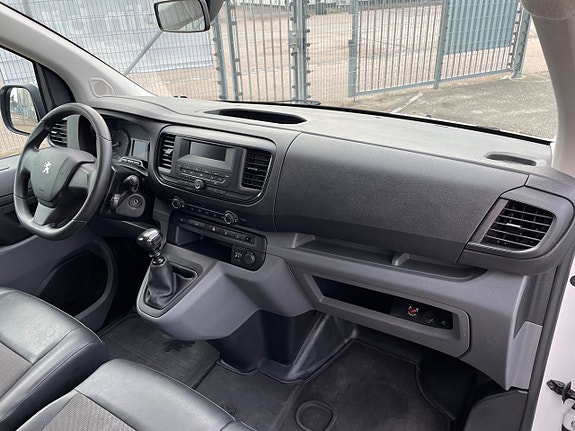 Peugeot Expert 21 of 26