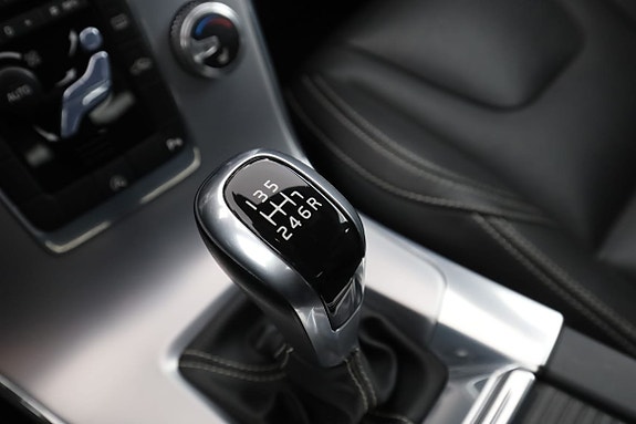 Volvo V60 26 of 30