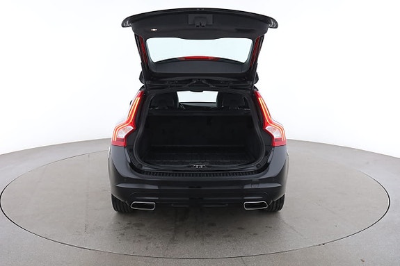 Volvo V60 17 of 30