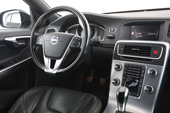 Volvo V60 14 of 30
