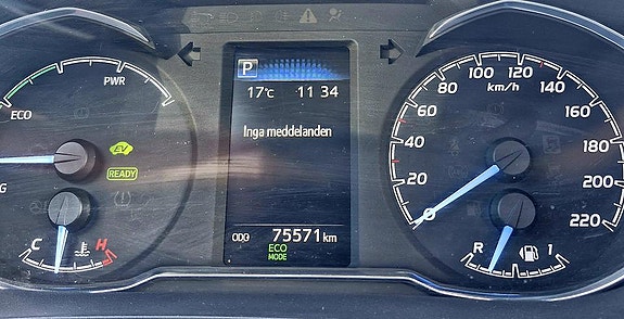 Toyota Yaris 15 of 15