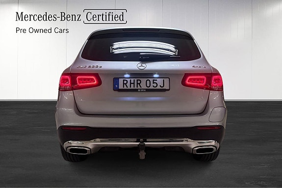 Mercedes-Benz GLC300 e 16 of 24