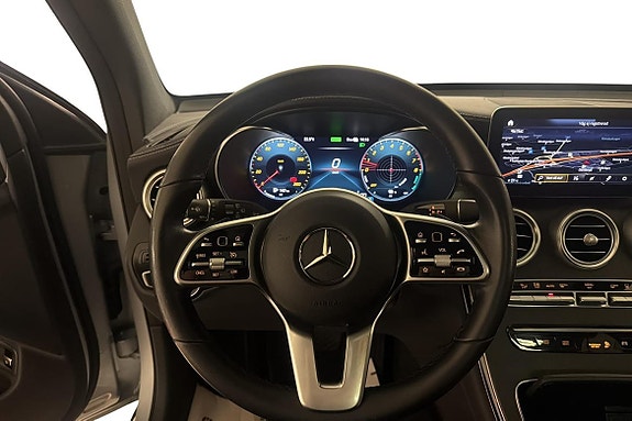 Mercedes-Benz GLC300 e 8 of 24