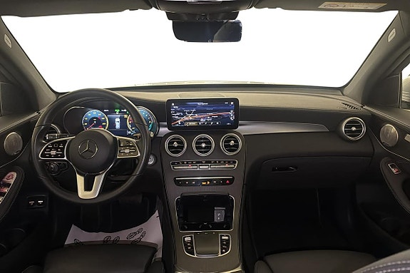 Mercedes-Benz GLC300 e 9 of 24