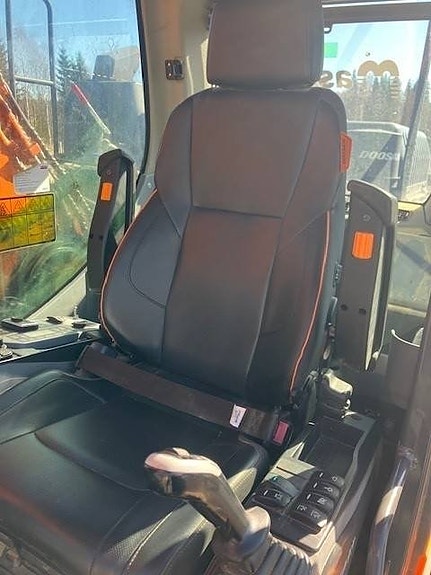 Doosan DX300 LC-7 5 of 9