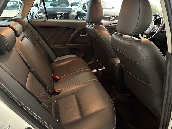 Toyota Avensis 17 of 18