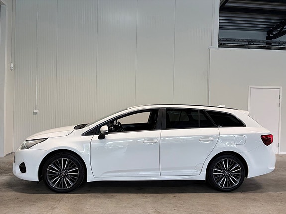 Toyota Avensis 5 of 18