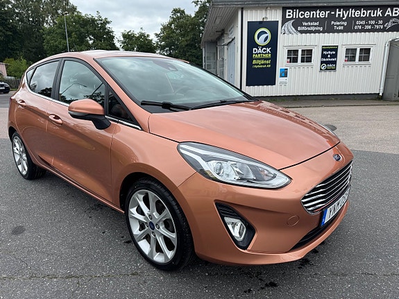 Ford Fiesta 2 of 16