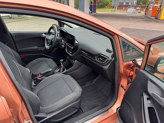 Ford Fiesta 13 of 16