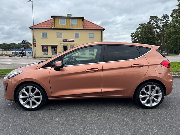 Ford Fiesta 5 of 16