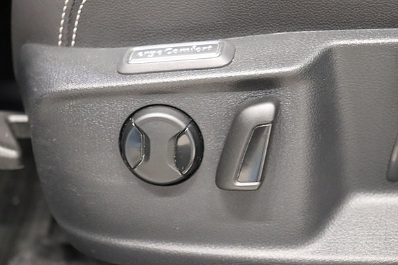 Volkswagen Passat 12 of 12