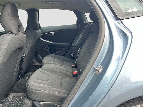 Volvo V40 20 of 21