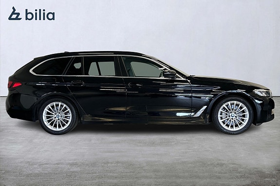 BMW 530e 8 of 24