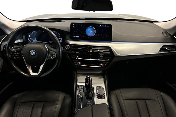 BMW 530e 16 of 24
