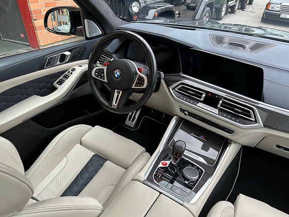 BMW X5 M 8 of 30