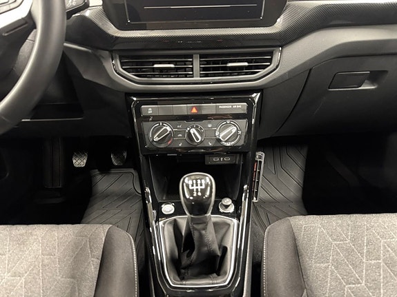 Volkswagen T-Cross 12 of 21