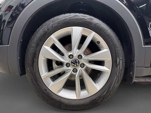 Volkswagen T-Cross 6 of 21