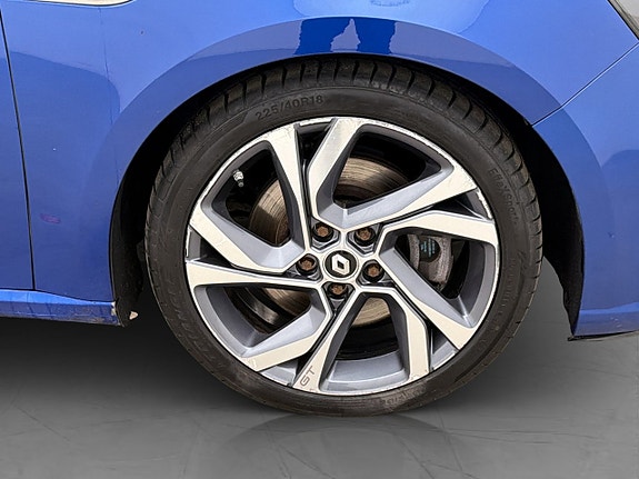 Renault Megane 30 of 30