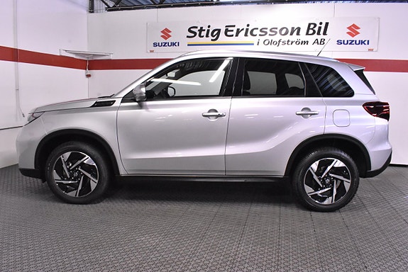 Suzuki Vitara 4 of 23